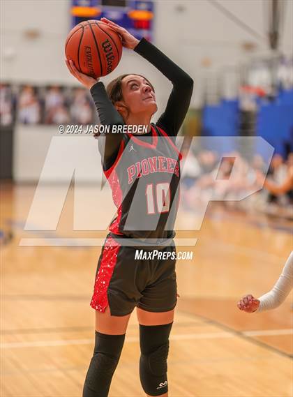 Thumbnail 3 in Pioneer @ Vela photogallery.