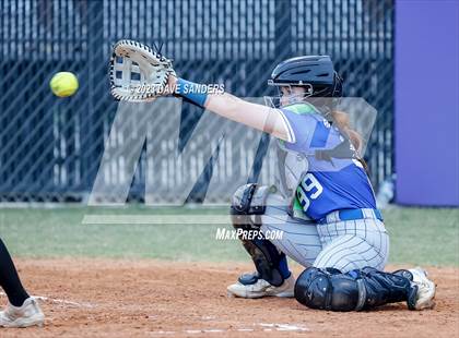 Thumbnail 1 in Barbers Hill @ Fulshear 5A Region Playoff photogallery.