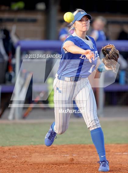 Thumbnail 1 in Barbers Hill @ Fulshear 5A Region Playoff photogallery.