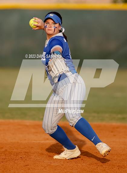 Thumbnail 3 in Barbers Hill @ Fulshear 5A Region Playoff photogallery.