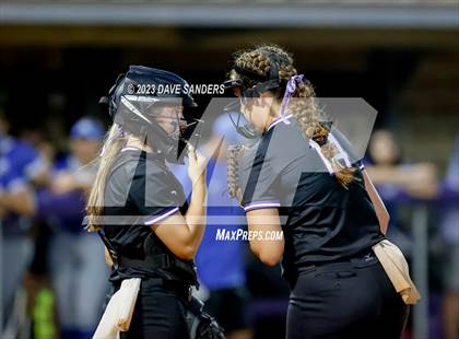 Thumbnail 3 in Barbers Hill @ Fulshear 5A Region Playoff photogallery.