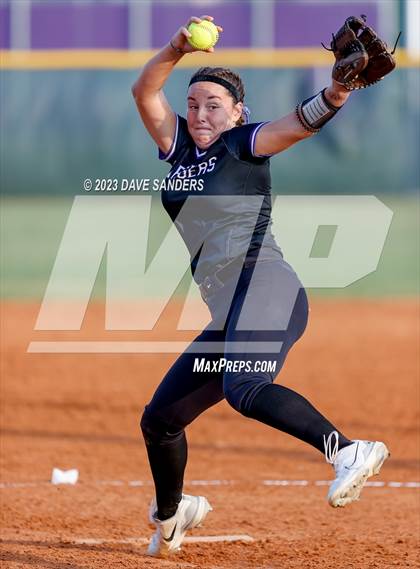 Thumbnail 3 in Barbers Hill @ Fulshear 5A Region Playoff photogallery.