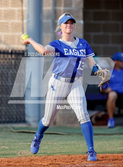 Thumbnail 1 in Barbers Hill @ Fulshear 5A Region Playoff photogallery.