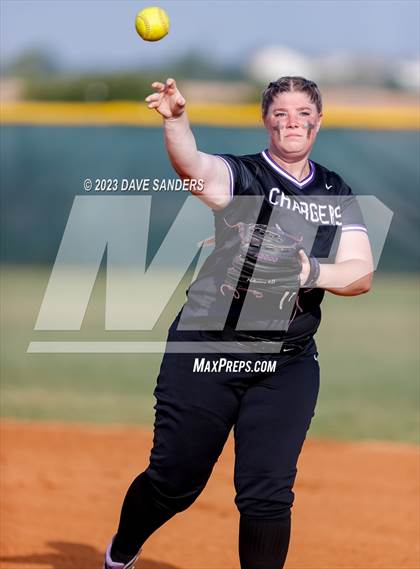 Thumbnail 2 in Barbers Hill @ Fulshear 5A Region Playoff photogallery.