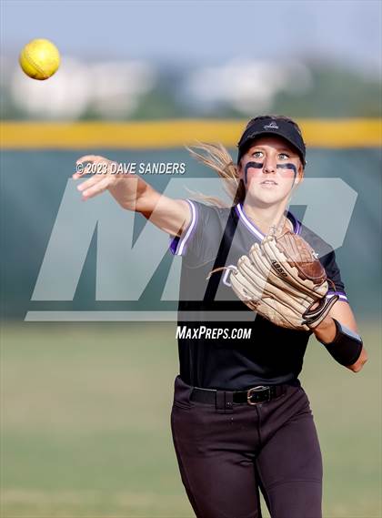 Thumbnail 1 in Barbers Hill @ Fulshear 5A Region Playoff photogallery.