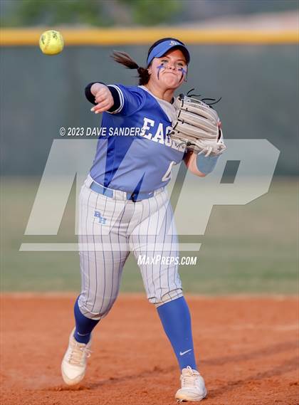 Thumbnail 2 in Barbers Hill @ Fulshear 5A Region Playoff photogallery.