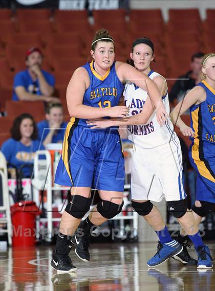 Thumbnail 2 in Highland vs. Saltillo (UIL 1A Semifinal) photogallery.