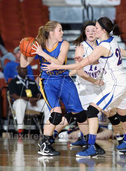 Thumbnail 1 in Highland vs. Saltillo (UIL 1A Semifinal) photogallery.