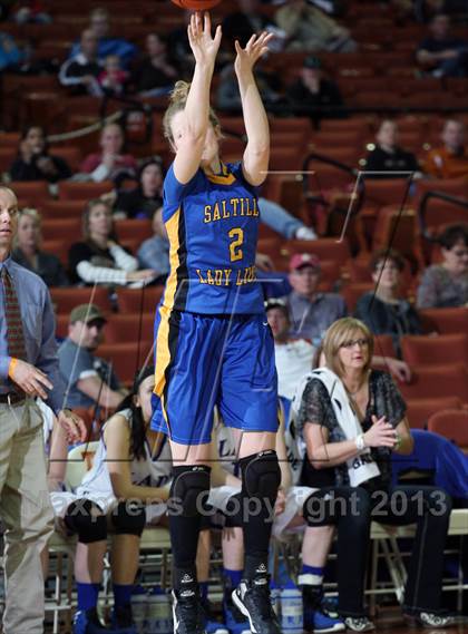 Thumbnail 3 in Highland vs. Saltillo (UIL 1A Semifinal) photogallery.