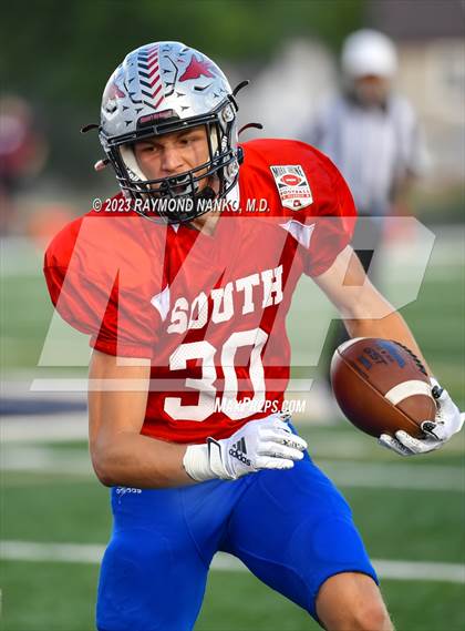 Thumbnail 3 in Murat Shrine North/South All Star Classic photogallery.