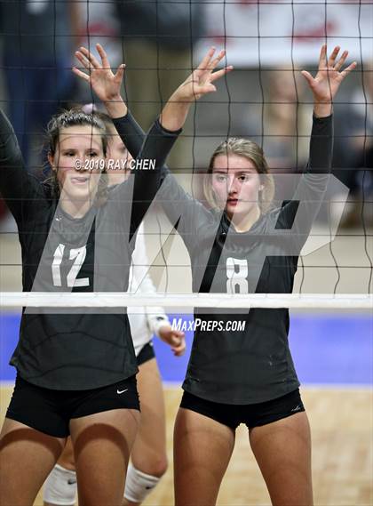Thumbnail 1 in Pueblo West vs. D'Evelyn (CHSAA 4A State Playoff) photogallery.