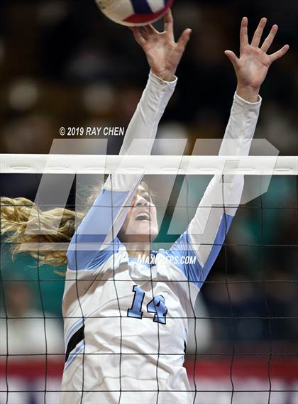 Thumbnail 2 in Pueblo West vs. D'Evelyn (CHSAA 4A State Playoff) photogallery.