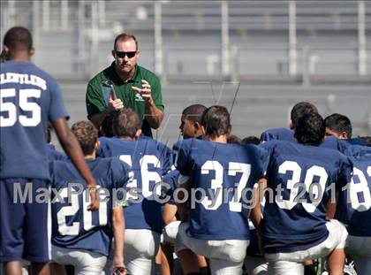 Thumbnail 2 in Chino Hills vs Los Osos photogallery.