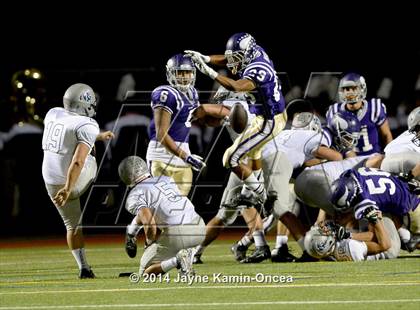 Thumbnail 2 in Saugus @ Valencia photogallery.