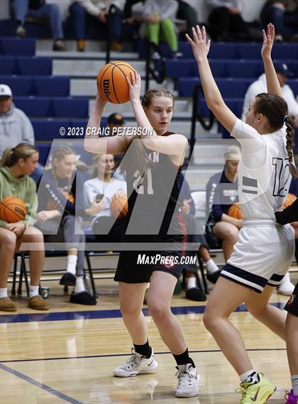 Thumbnail 3 in Logan @ Ridgeline photogallery.
