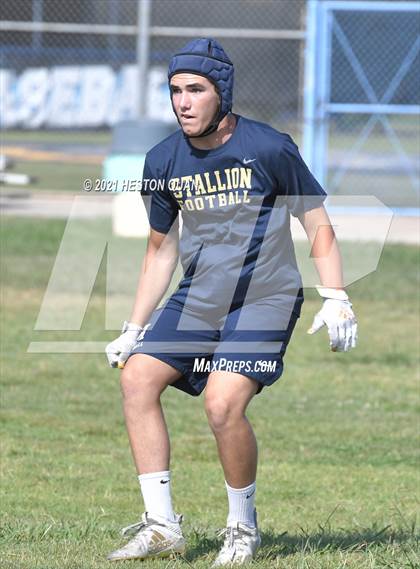 Thumbnail 1 in San Juan Hills vs. Palm Desert (Marina Invitational) photogallery.