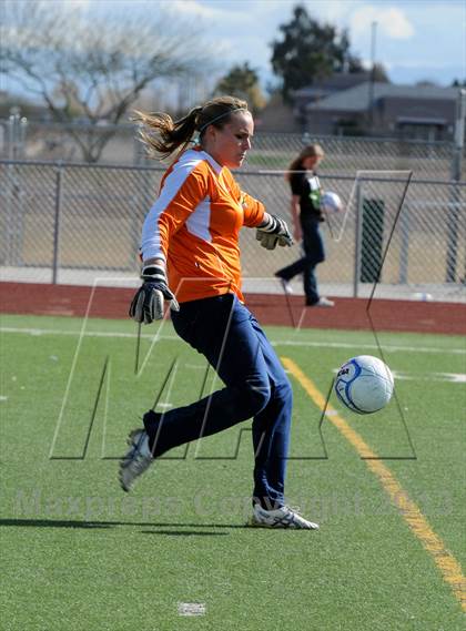 Thumbnail 2 in Apollo vs. Catalina Foothills (AIA D2 Final) photogallery.