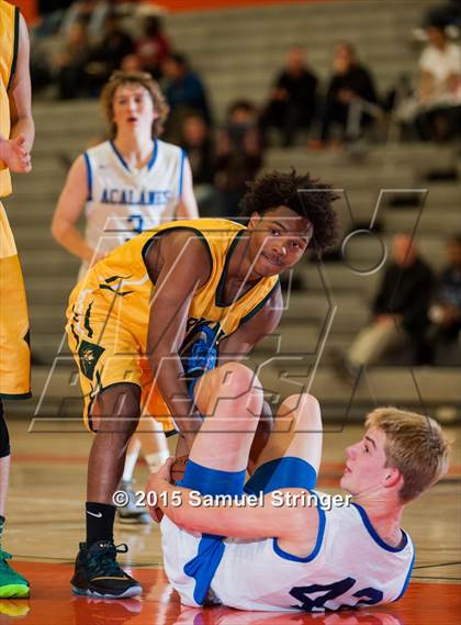Thumbnail 2 in Castro Valley vs. Acalanes (Rob Vares Jr. Memorial Tournament) photogallery.