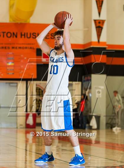 Thumbnail 1 in Castro Valley vs. Acalanes (Rob Vares Jr. Memorial Tournament) photogallery.