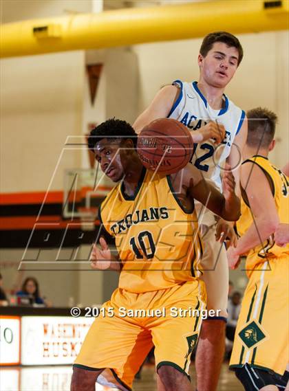 Thumbnail 2 in Castro Valley vs. Acalanes (Rob Vares Jr. Memorial Tournament) photogallery.