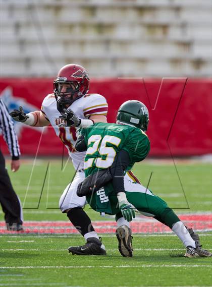 Thumbnail 3 in William Floyd vs. Sachem East (Suffolk County D1 Final) photogallery.