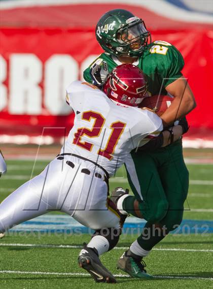 Thumbnail 3 in William Floyd vs. Sachem East (Suffolk County D1 Final) photogallery.