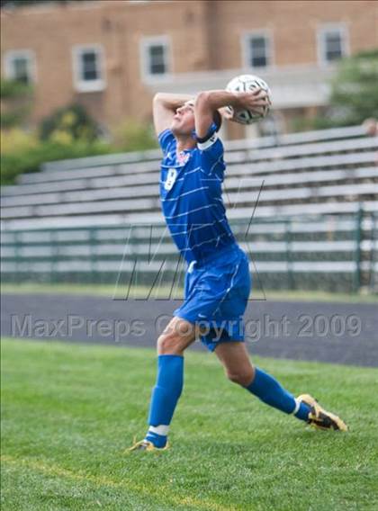Thumbnail 3 in DeMatha @ Archbishop Carroll photogallery.