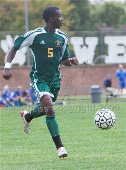 Thumbnail 1 in DeMatha @ Archbishop Carroll photogallery.