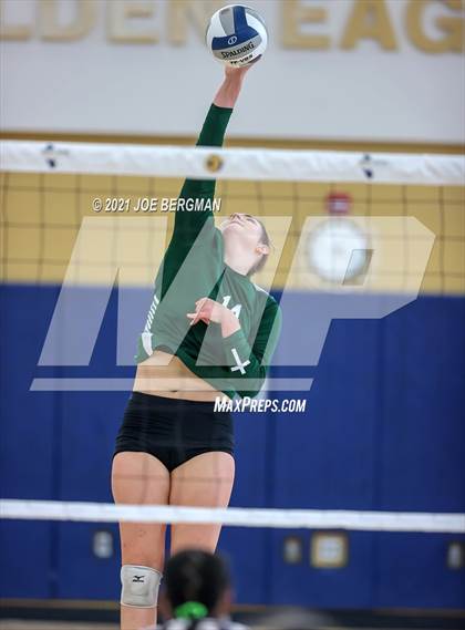 Thumbnail 1 in Garces Memorial vs. East Bakersfield (CIF-CS D4 Final) photogallery.