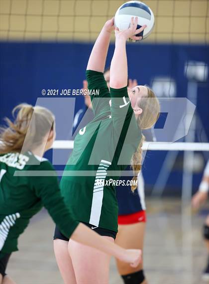 Thumbnail 2 in Garces Memorial vs. East Bakersfield (CIF-CS D4 Final) photogallery.