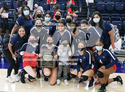 Thumbnail 3 in Garces Memorial vs. East Bakersfield (CIF-CS D4 Final) photogallery.