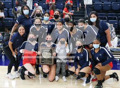 Thumbnail 2 in Garces Memorial vs. East Bakersfield (CIF-CS D4 Final) photogallery.