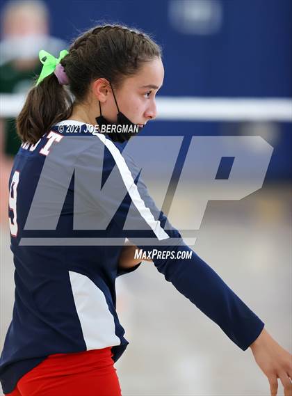 Thumbnail 3 in Garces Memorial vs. East Bakersfield (CIF-CS D4 Final) photogallery.
