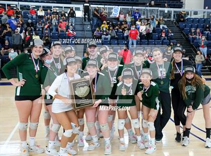 Thumbnail 1 in Garces Memorial vs. East Bakersfield (CIF-CS D4 Final) photogallery.