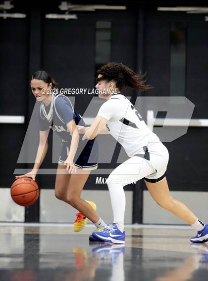 Thumbnail 1 in Little Elm vs Guyer photogallery.