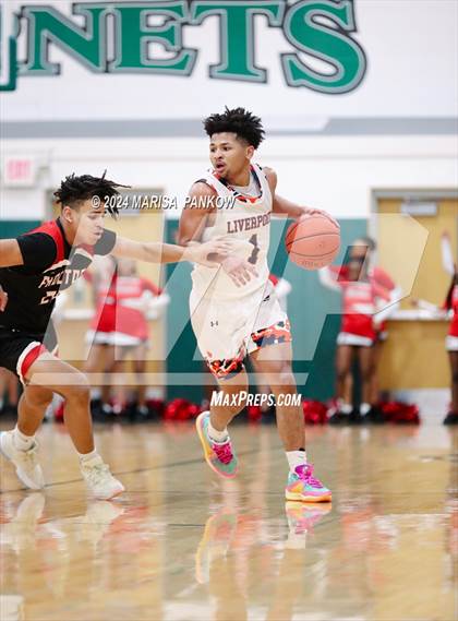 Thumbnail 2 in Liverpool vs Utica Academy of Science (NYSPHSAA Section 3 AAA Semifinal) photogallery.