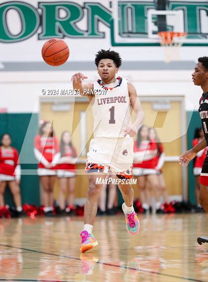 Thumbnail 1 in Liverpool vs Utica Academy of Science (NYSPHSAA Section 3 AAA Semifinal) photogallery.