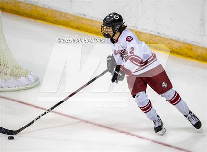 Thumbnail 1 in Bedford vs Concord (NHIAA D1 Final) photogallery.