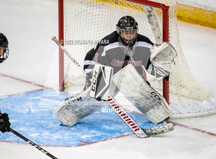 Thumbnail 3 in Bedford vs Concord (NHIAA D1 Final) photogallery.