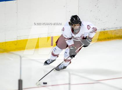 Thumbnail 3 in Bedford vs Concord (NHIAA D1 Final) photogallery.