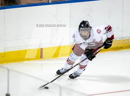 Thumbnail 2 in Bedford vs Concord (NHIAA D1 Final) photogallery.