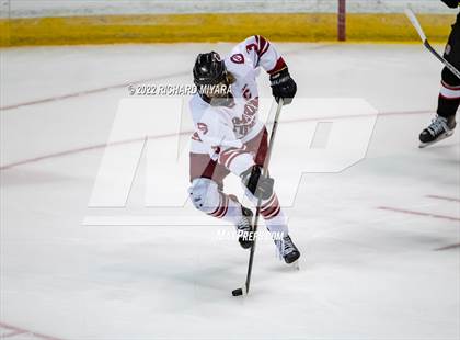 Thumbnail 3 in Bedford vs Concord (NHIAA D1 Final) photogallery.