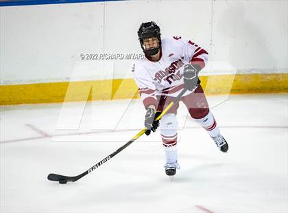 Thumbnail 1 in Bedford vs Concord (NHIAA D1 Final) photogallery.
