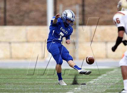 Thumbnail 1 in Georgetown vs. Rouse (UIL 4A Division 2 Semifinal) photogallery.