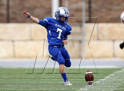 Thumbnail 3 in Georgetown vs. Rouse (UIL 4A Division 2 Semifinal) photogallery.