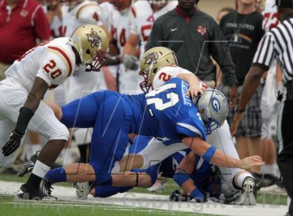 Thumbnail 2 in Georgetown vs. Rouse (UIL 4A Division 2 Semifinal) photogallery.