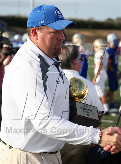Thumbnail 1 in Georgetown vs. Rouse (UIL 4A Division 2 Semifinal) photogallery.