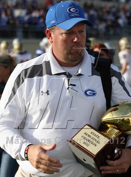 Thumbnail 3 in Georgetown vs. Rouse (UIL 4A Division 2 Semifinal) photogallery.