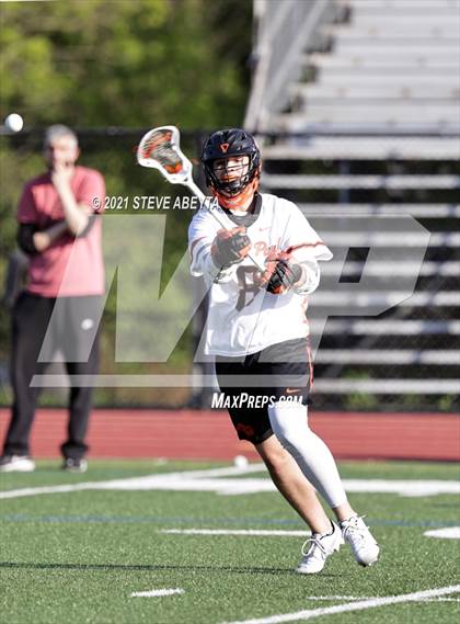 Thumbnail 1 in Bethel Park vs Fox Chapel (WPIAL 3A Quarterfinal) photogallery.