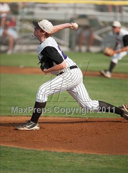 Thumbnail 1 in James River vs. South County (VHSL AAA Semifinal) photogallery.